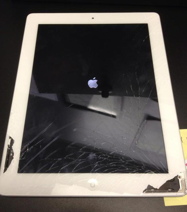 iPad 2 with broken screen